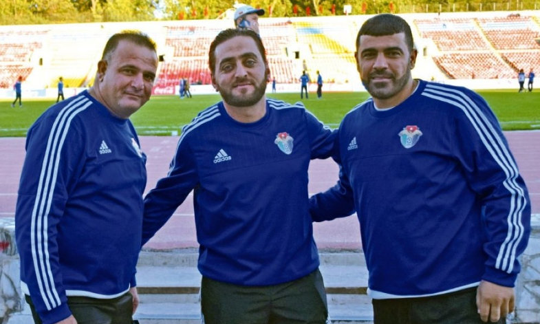 منتخب الناشئين للكرة يواصل تحضيراته