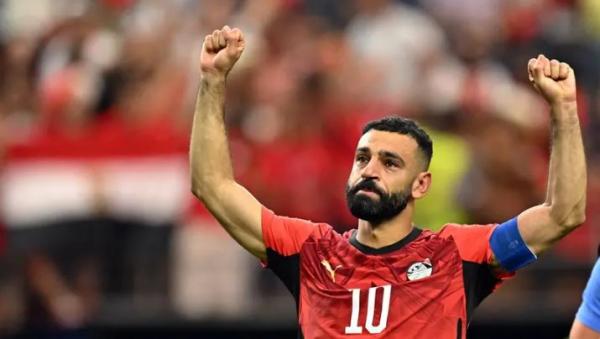 مقابل مليار جنيه سنوياً  ..  صلاح يقترب من طرابزون بعد انسحاب بشكتاش