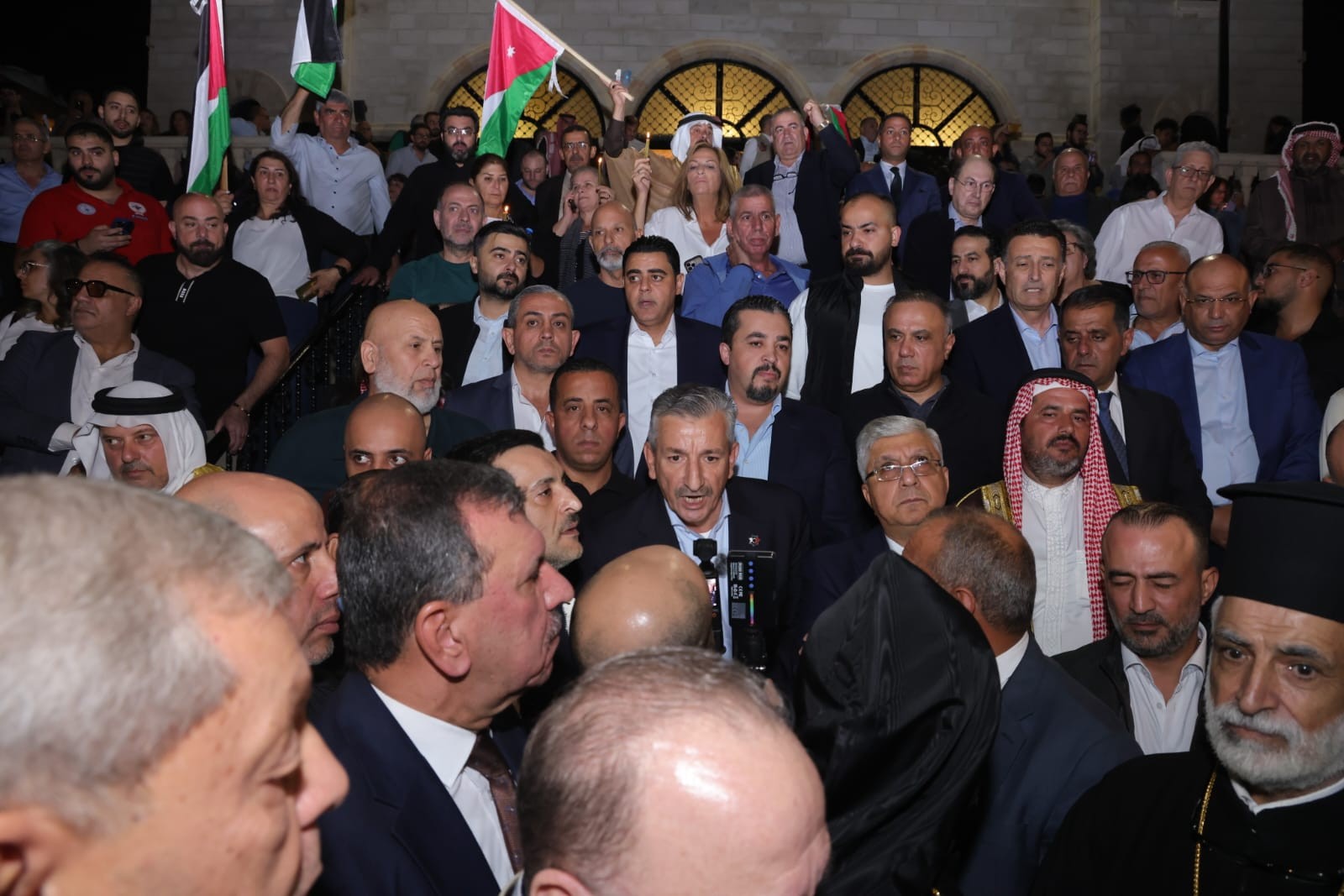 فاعليات من اربد: الأردنيون أسرة وطنية واحدة تجمعها روابط الأخوة والانتماء للأرض والولاء للوطن