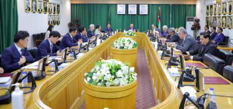 الفايز يدعو الى زيادة حجم الاستثمار الكوري في المملكة