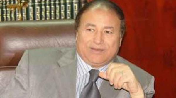 وفاة الإعلامي المصري سعد عباس بكورونا