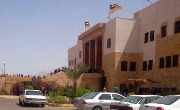 مشاجرة طلابية في الجامعة الاردنية فرع العقبة