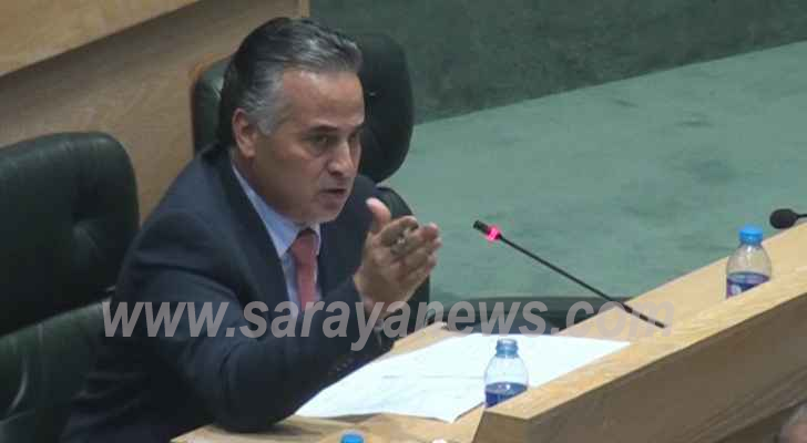 النائب النعيمات يهاجم "الحموري" : لا يكترث بالمجلس ودائم السفر و "لم نسمع له كلمة وبجوز ما بحكي"