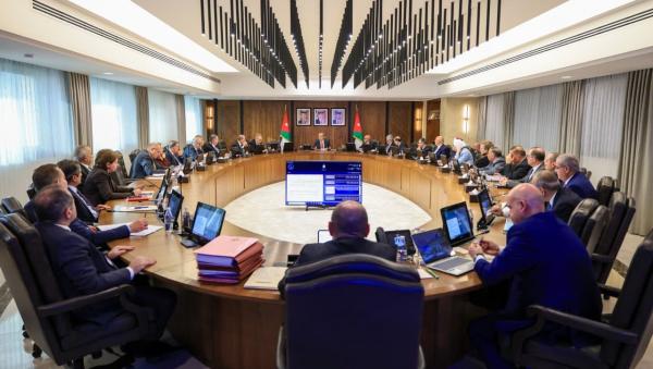 الحكومة تسدد متأخِّرات بقيمة 125 مليون دينار لصالح جهات