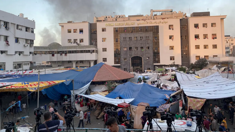الإعلام الحكومي في غزة: قوات الاحتلال لا تزال تحاصر مستشفيات الشفاء والرنتيسي والعيون 