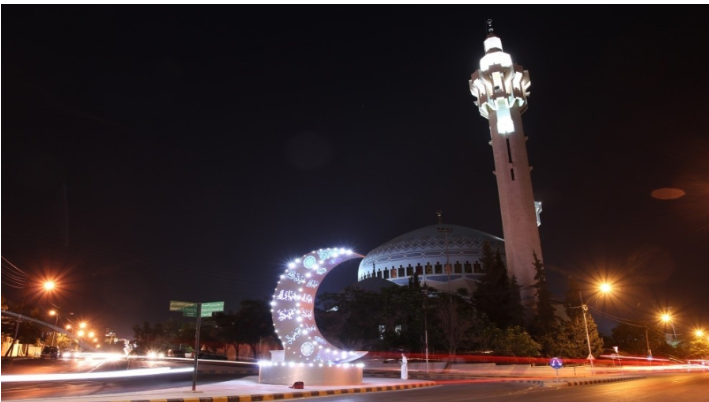 الأردنيون يحيون ليلة القدر في 7500 مسجد