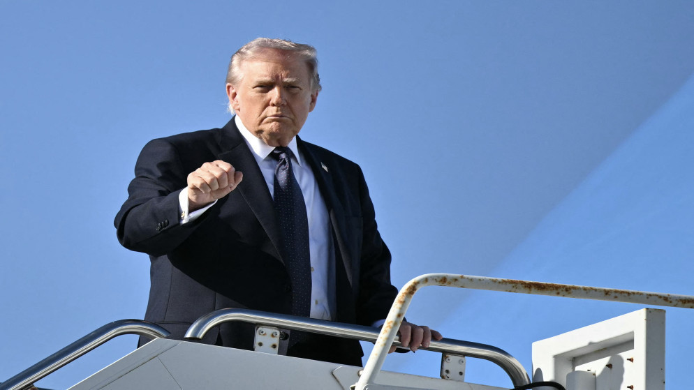 ترامب: ننقل آلاف الأشخاص من دول مختلفة في أنحاء الشرق الأوسط