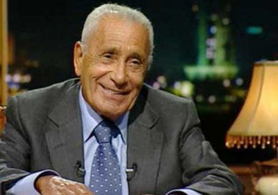 هيكل : في حالة صحية حرجة  توقف عن تناول الطعام ويعاني “مياه على الرئة وفشل كلوى”
