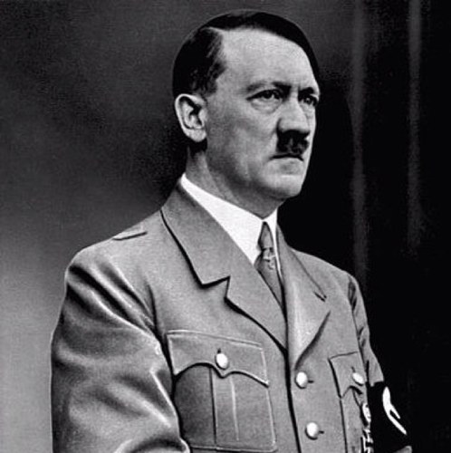 لوحات أدولف هتلر تحقق مبيعات أضعاف المتوقع