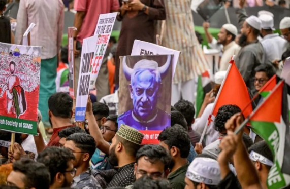 بنغلاديش تعيد إدراج عبارة "باستثناء إسرائيل" على جوازات سفرها