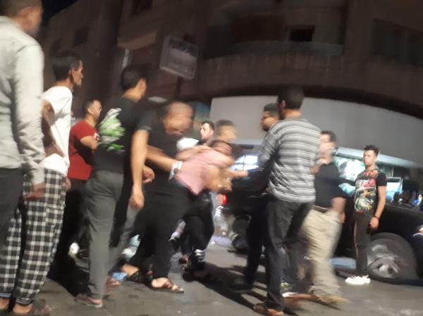 بالصور  .. مشاجرة في الزرقاء واطلاق نار على كفتيريا 