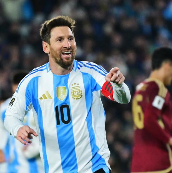 لماذا يمنع القانون الأرجنتيني تسمية المواليد باسم "ميسي"؟