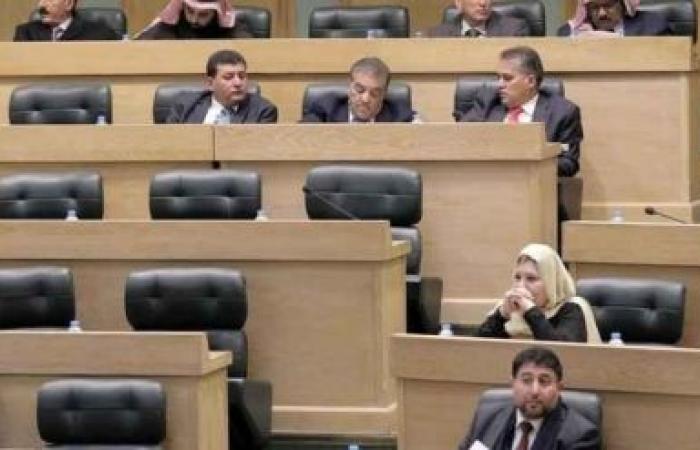 بالاسماء  ..  امانة النواب تعلن اسماء الحضور والغياب عن الجلسة الرقابية مساء امس