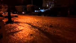 محافظ العقبة: إنقاذ 18 شخصًا من عائلات سورية حاصرتهم السيول في القويرة 