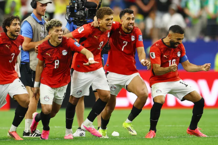 صلاح يتربع على عرش "الصناع" وعاشور يدخل التاريخ ..  أرقام استثنائية من تأهل مصر المونديالي