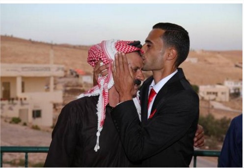 شاهر معلى الزيود ..  الف مبارك زفافك  .. صور 