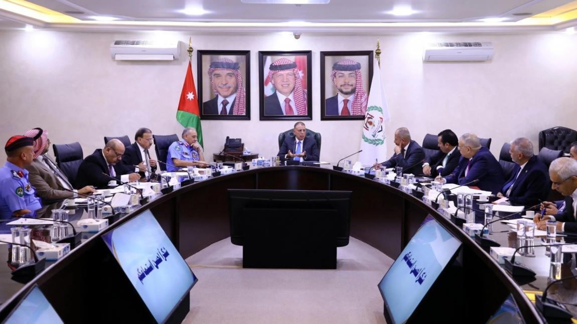 الفراية يبحث اكتظاظ مراكز الإصلاح والتأهيل ..  وتوجهات لإيجاد حلول عملية