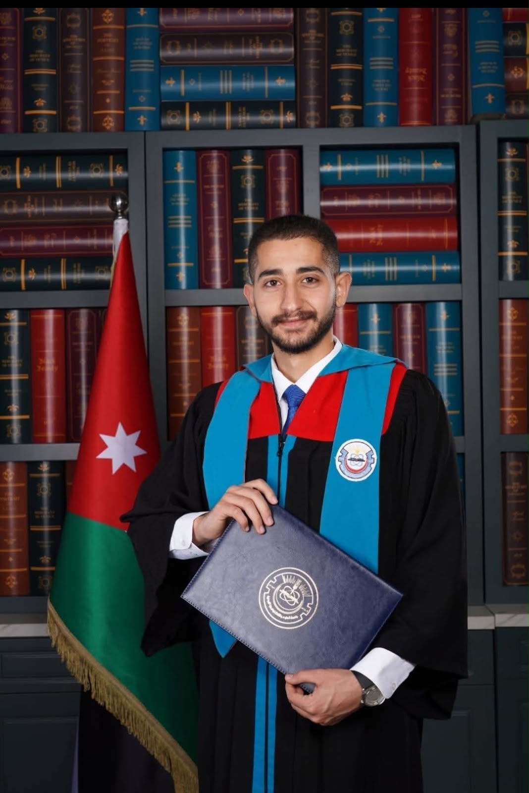 الدكتور محمد امين الغرايبة ..  سنوات من الاجتهاد تُتوَّج بشهادة طب وجراحة الأسنان