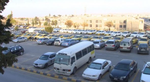 القاضي الضمور: المركبات المحجوزة المخالفة لحظر التجول مصادرة حكماً لخزينة الدولة ورئيس الوزراء هو المخول بإعادتها لأصحابها