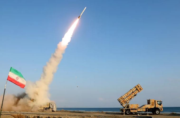 إيران تنفي إطلاق أي صاروخ باتجاه تركيا