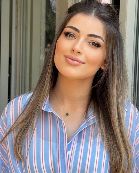 في عيد ميلادها  ..  شاهد أجمل إطلالات ليلى أحمد زاهر