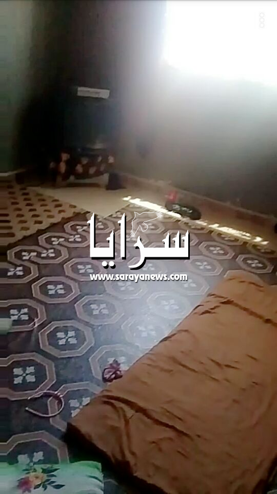 بالصور ..  سيدة تعيش ظروف صعبة ومهددة بالطرد من منزلها و بناتها لتراكم الأجرة عليها  .. صور 