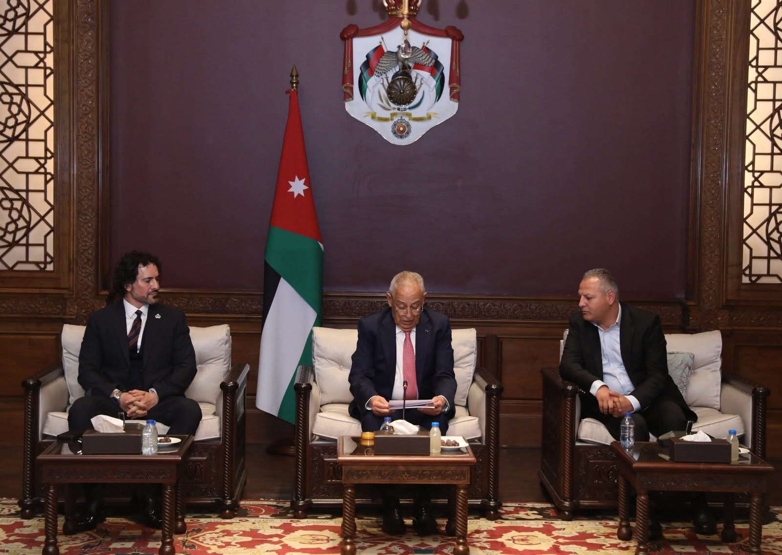 زيارة تأييد وولاء من شباب قبيلة العدوان إلى الديوان الملكي العامر