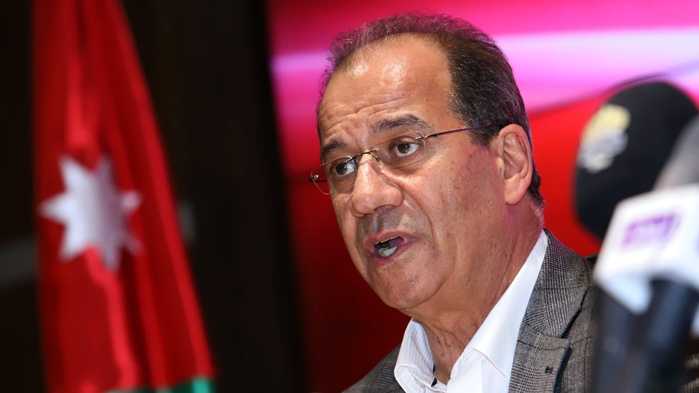 استياء اعلامي واضح من وزير الاتصال الحكومي فيصل الشبول باختيار طاقم وزارته خاصة مع وجود اعلاميين خبراء لم يتم الاستعانة بهم ضمن طاقم الوزارة 
