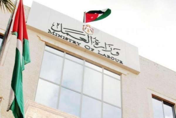 وزارة العمل :برنامج خدمة العلم غير الزامي  .. "تفاصيل"