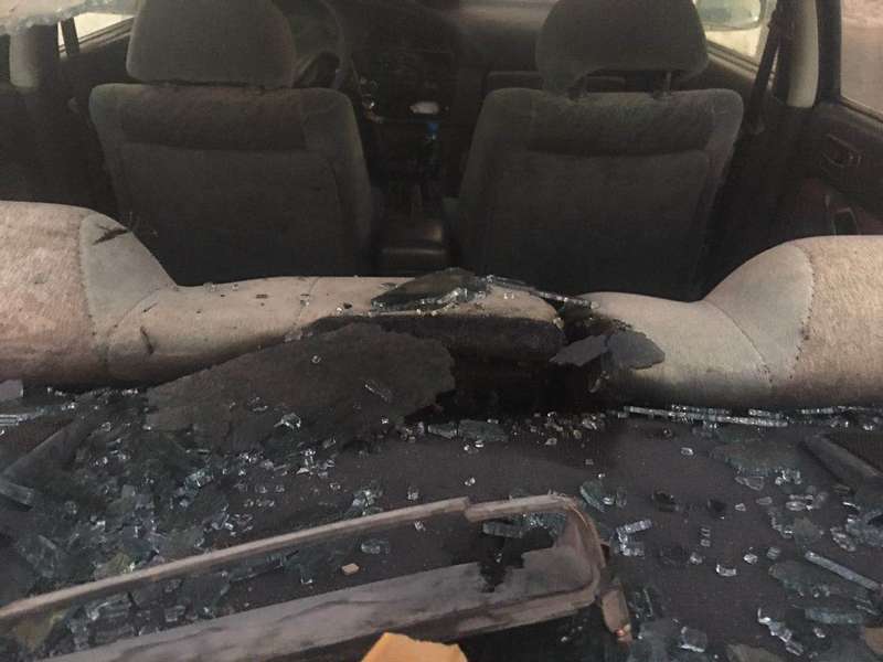 الرياض : مجهولون يحرقون مركبة ويمطرون أخرى بالرصاص بـ "وادي الدواسر"  ..  صور