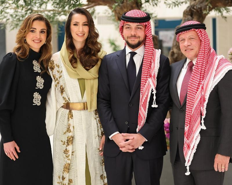 بالفيديو  ..  لقطات جديدة لحفل خطوبة الامير الحسين
