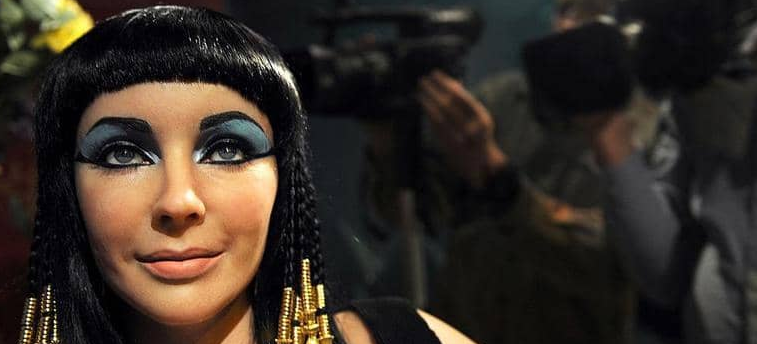 لن تصدق  .. علماء يعيدون تركيب "عطر" ملكة مصر
