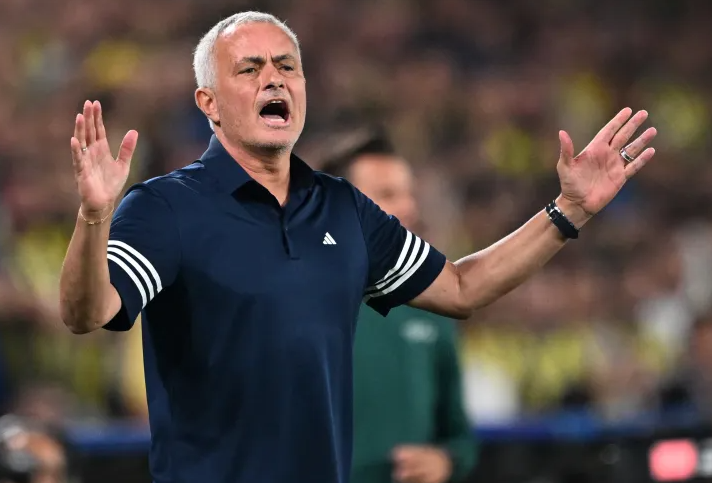 115 مليون يورو جناها مورينيو من 5 أندية أقالته في السنوات الأخيرة