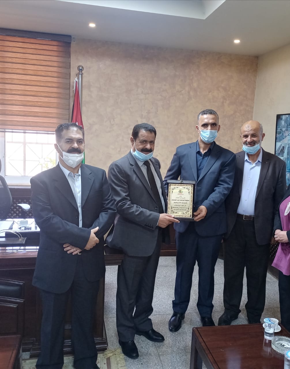نشامى ونشميات البلقاء تنقل رسالة حب وشكر وامتنان إلى عطوفه محافظ البلقاء السابق نايف الهدايات