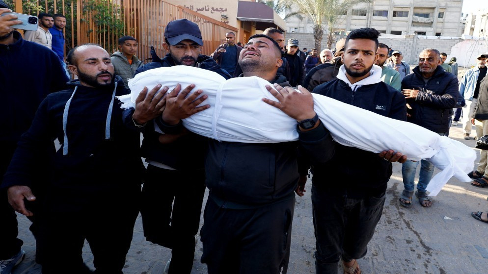 استشهاد 322 طفلا في غزة خلال عشرة أيام    