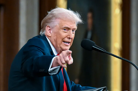 ترمب: كل من فكرنا بهم لقيادة إيران قُتلوا بالضربة الأولى