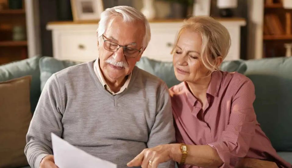 ليس تدهوراً للذاكرة ..  الدماغ يعيد تنظيم أولوياته مع التقدم في السن 