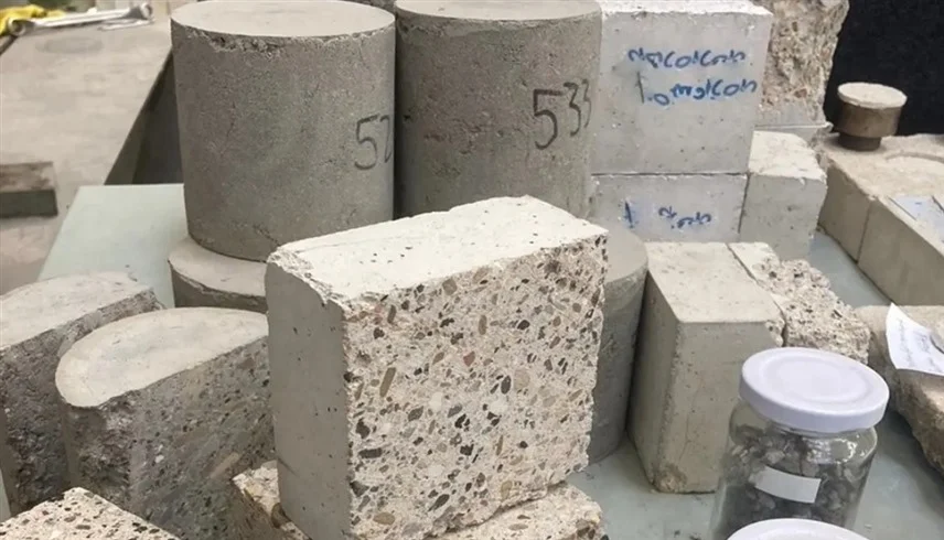 حل ذكي لأزمتي البيئة والمناخ ..  تحويل رماد النفايات إلى خرسانة تلتهم ثاني أكسيد الكربون