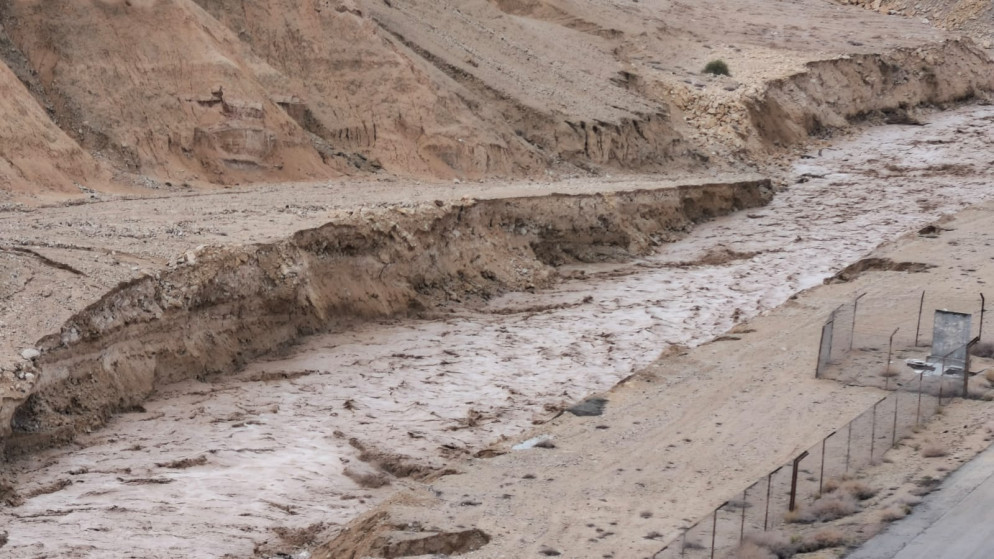 عاجل اا وزارة الإدارة المحلية: الكرك والطفيلة ضمن أكثر المناطق تأثرا بالمنخفض المتوقّع #سرايا 