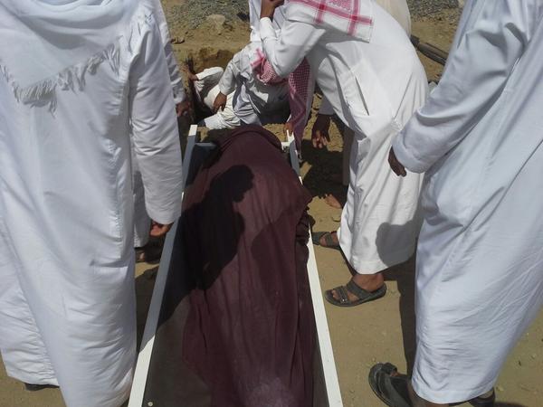 بالصور ..  سعودي أُدخل مستشفى للعلاج وخرج متوفَّى بسبب "كورونا" بالطائف