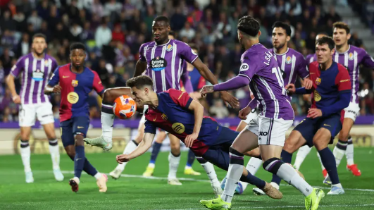 نجوم برشلونة ينقذونه من فخ "الهابط"
