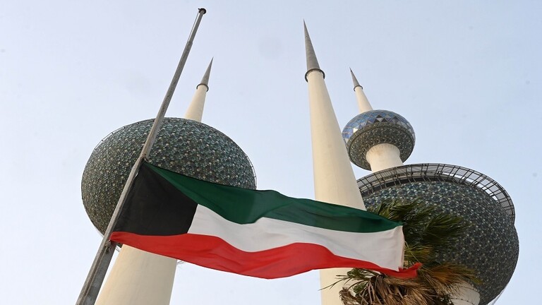 الكويت ..  حل مجلس الأمة والدعوة إلى إجراء انتخابات عامة