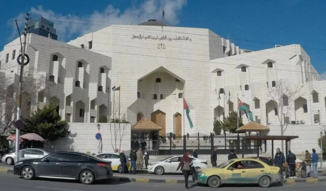 انتهاء العطلة القضائية والمحاكم تباشر أعمالها الاثنين