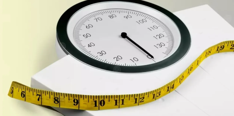 قبل تكميم المعدة ..  مؤشر وزن المريض غير كافٍ لاتخاذ القرار