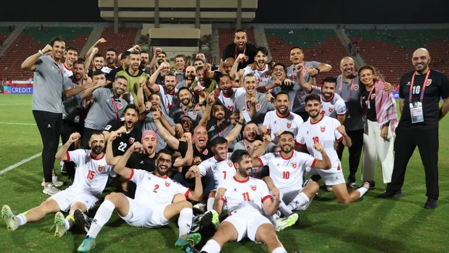 المنتخب الوطني يتراجع مركزين بتصنيف "فيفا" الجديد
