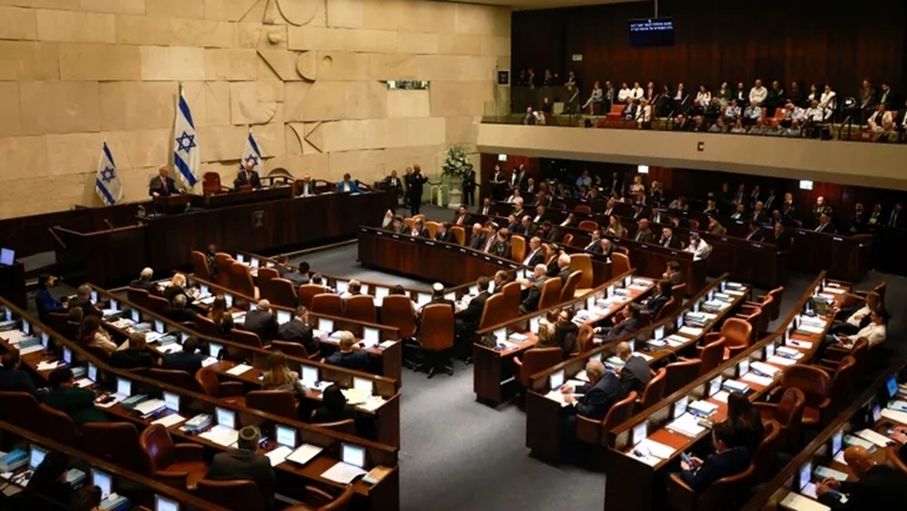  ائتلاف نتنياهو يتقدم بطلب لحل الكنيست