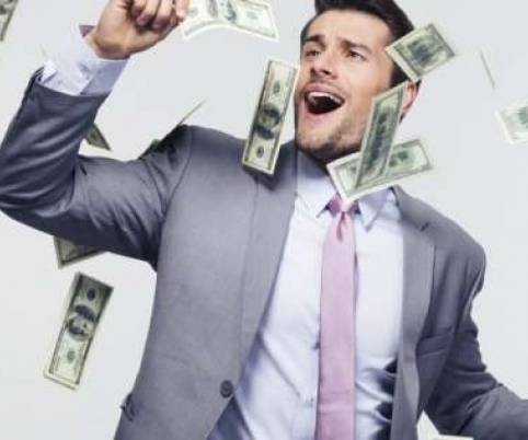 ترك العمل في "القطاع الخاص" فأصبح مليونيرا ..  سر الموظف المحظوظ