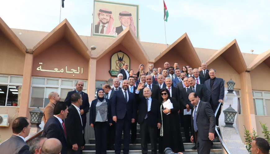 الأمير الحسن بن طلال يزور جامعة اليرموك