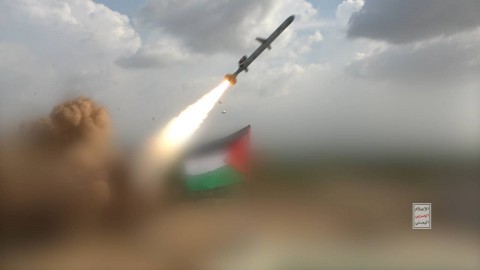 جيش الاحتلال يعترف لأول مرة باختراق صاروخ أطلقته “أنصار الله” أجواء (إسرائيل) وانفجاره في شمال مدينة إيلات
