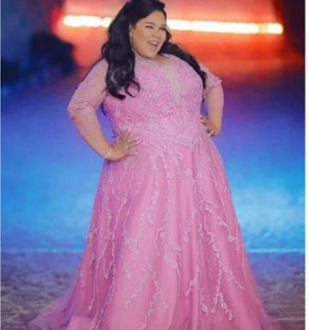 شيماء سيف تستعرض رشاقتها بفيديو جديد بعد عملية التكميم